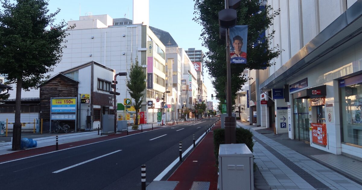 七日町通りの朝の風景