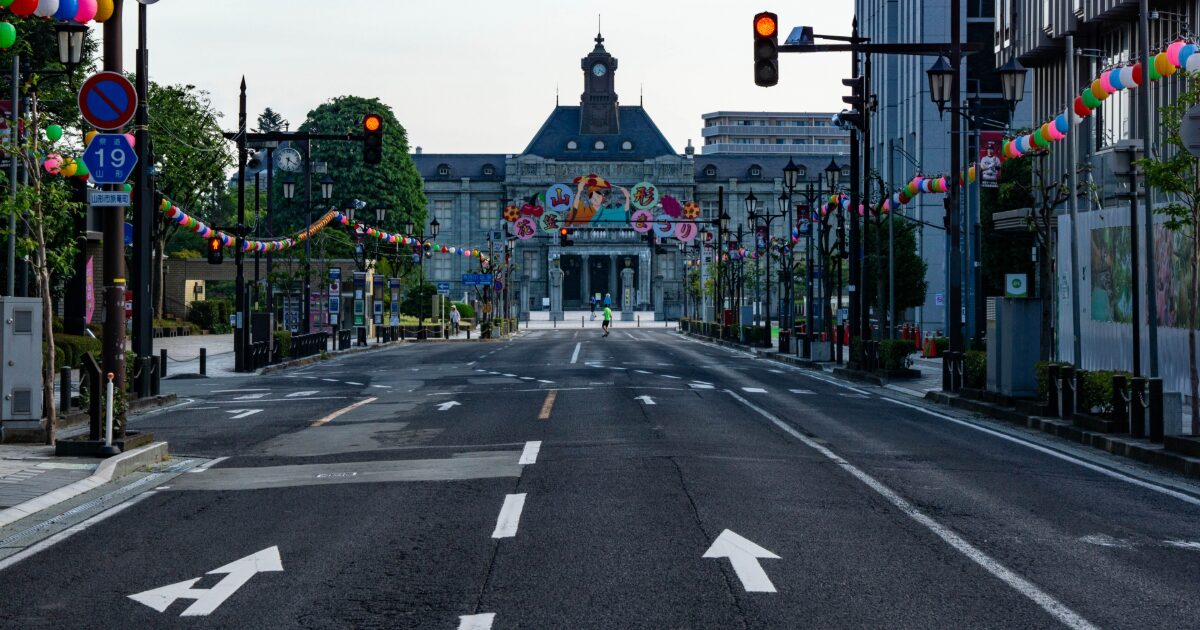 文翔館と山形花笠まつりの装飾